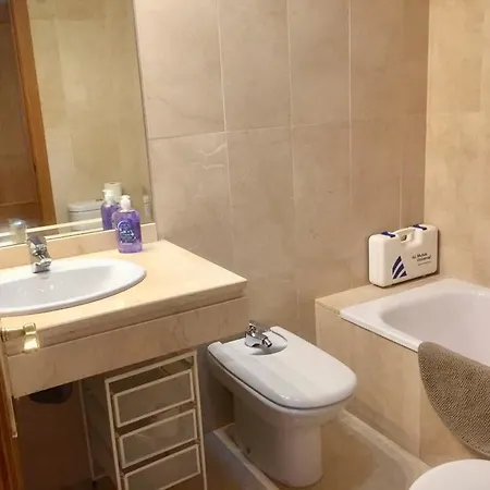 With 3 Bedrooms In Malaga, With Wonderful View, Furnish *